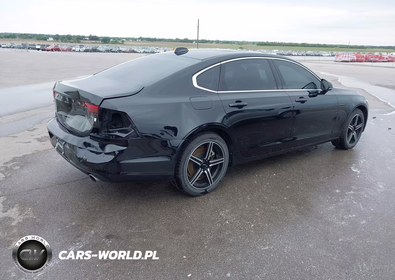 2018 Volvo S90 T5 Momentum VIN:LVY982MK8JP029884 - 4
