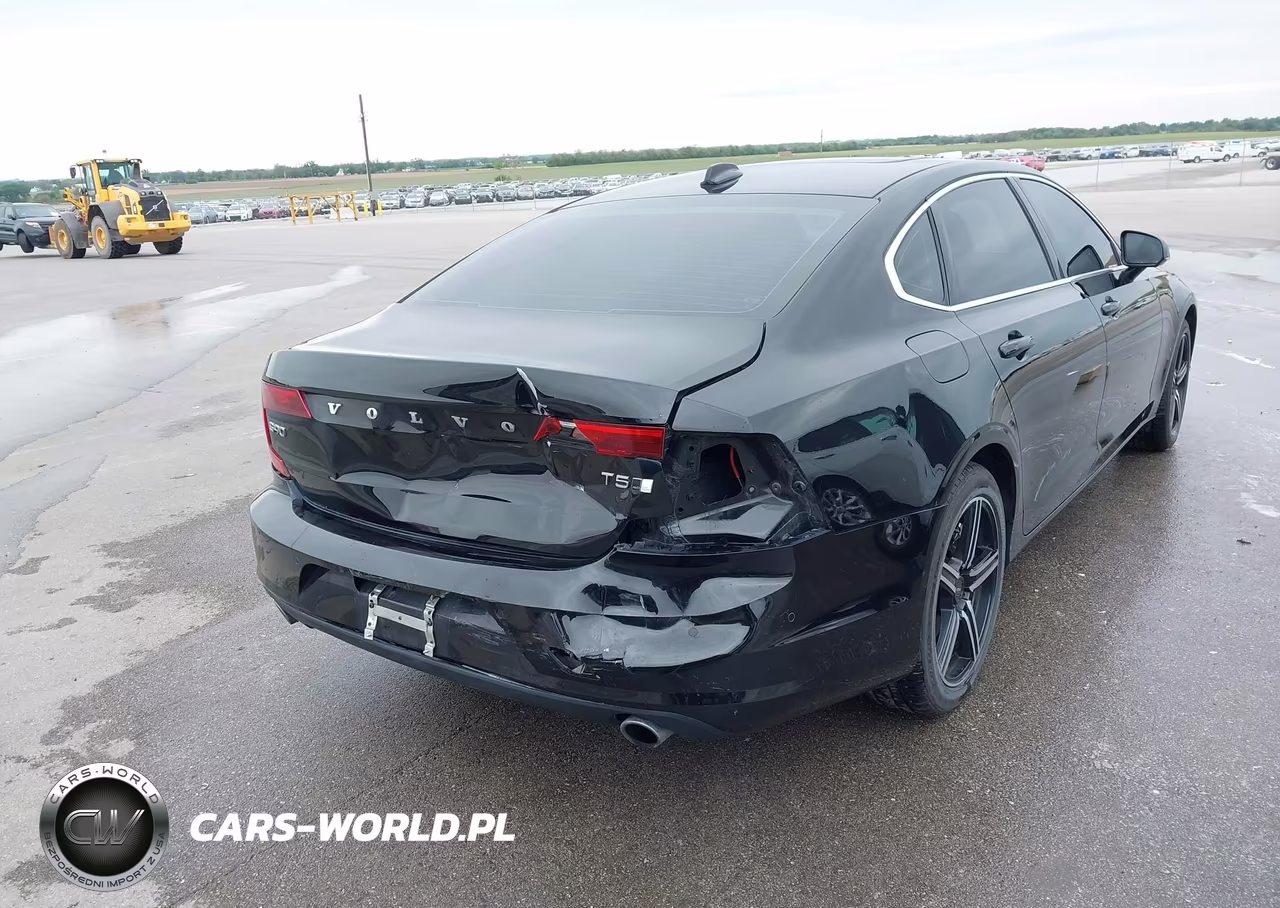 2018 Volvo S90 T5 Momentum VIN:LVY982MK8JP029884 - 6