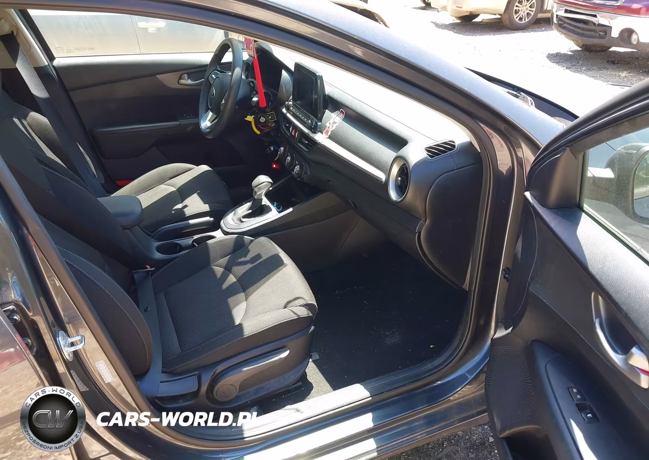 2020 Kia Forte Lxs VIN:3KPF24AD0LE162610 - 5