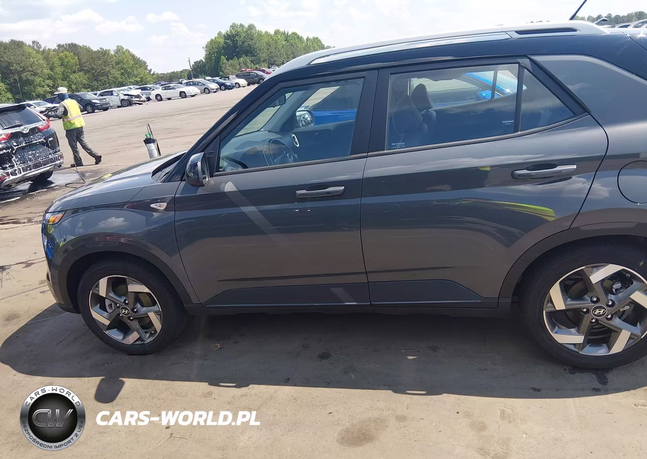 2023 Hyundai Venue Limited VIN:KMHRC8A35PU276937 - 14