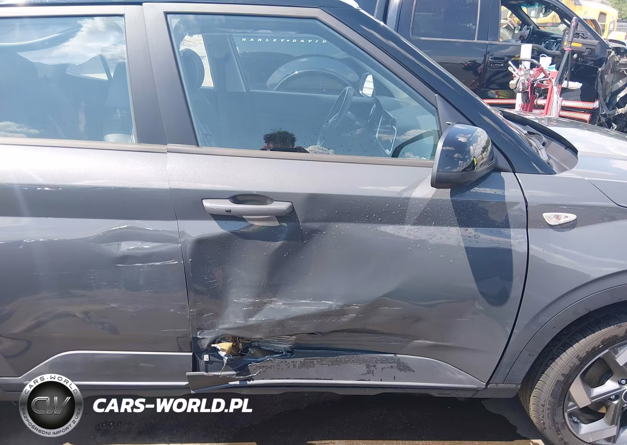 2023 Hyundai Venue Limited VIN:KMHRC8A35PU276937 - 6