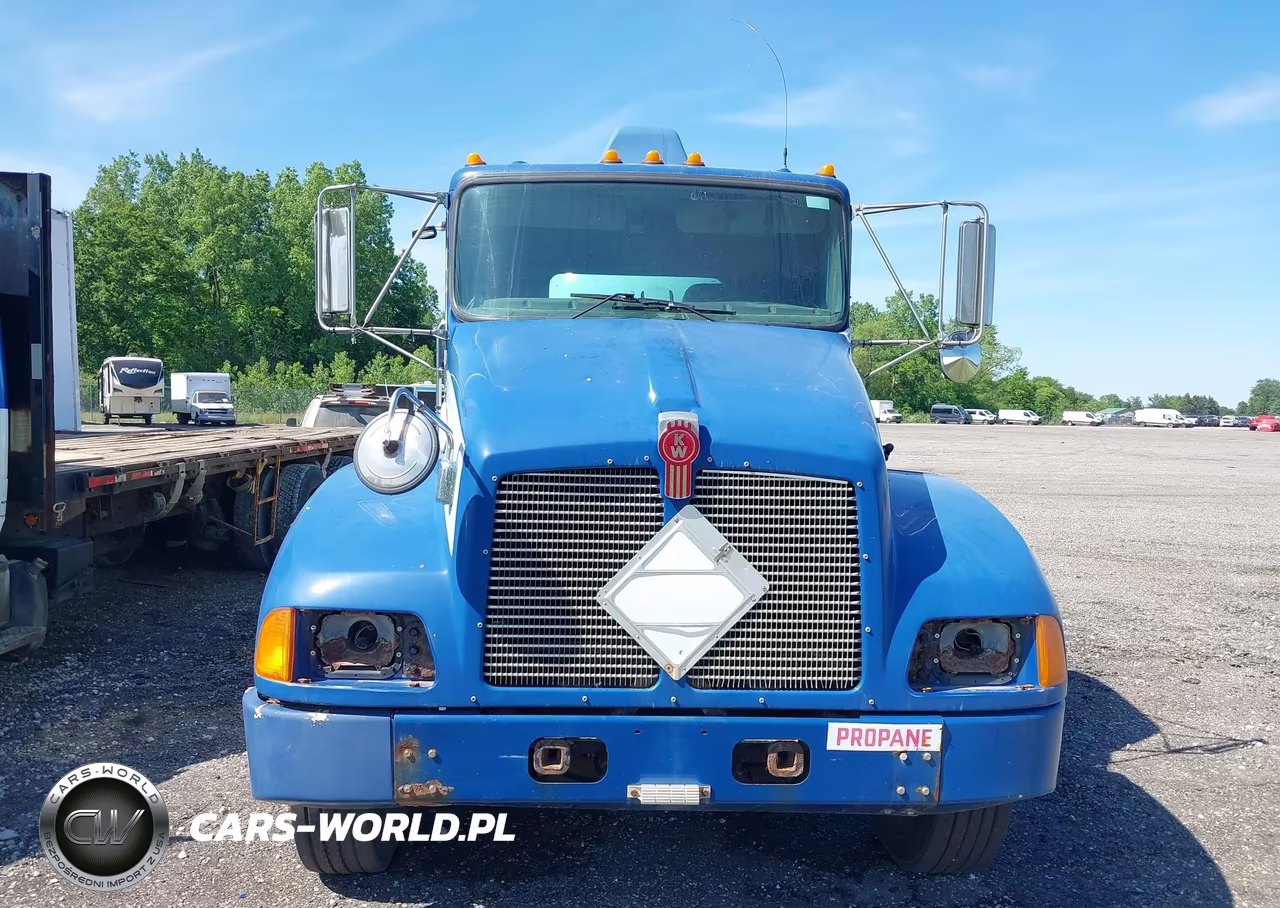 2005 Kenworth Construction T300 VIN:2NKMHD7X35M073778 - 11