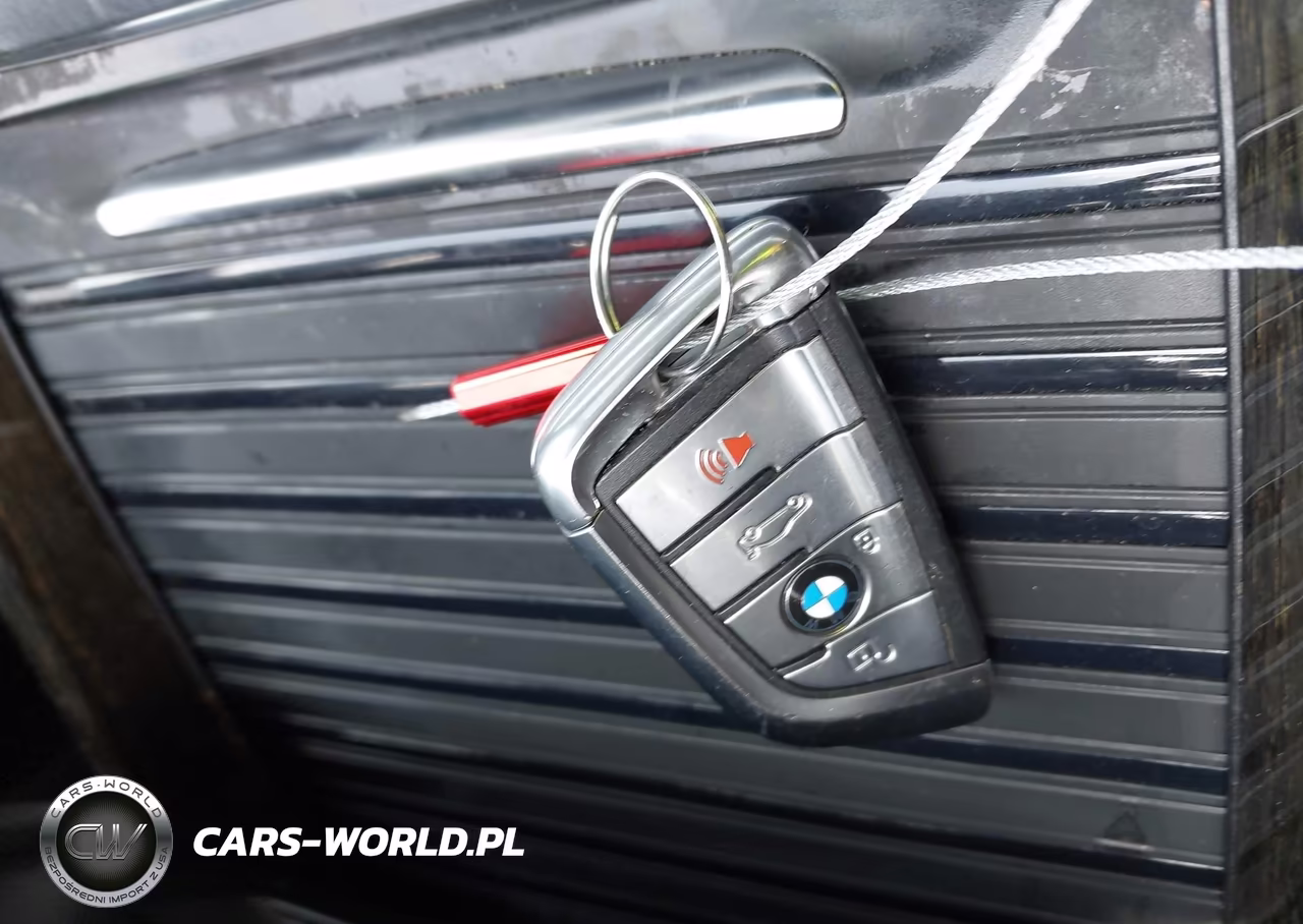 2018 BMW X5 xDrive35I VIN:5UXKR0C5XJ0X86136 - 11