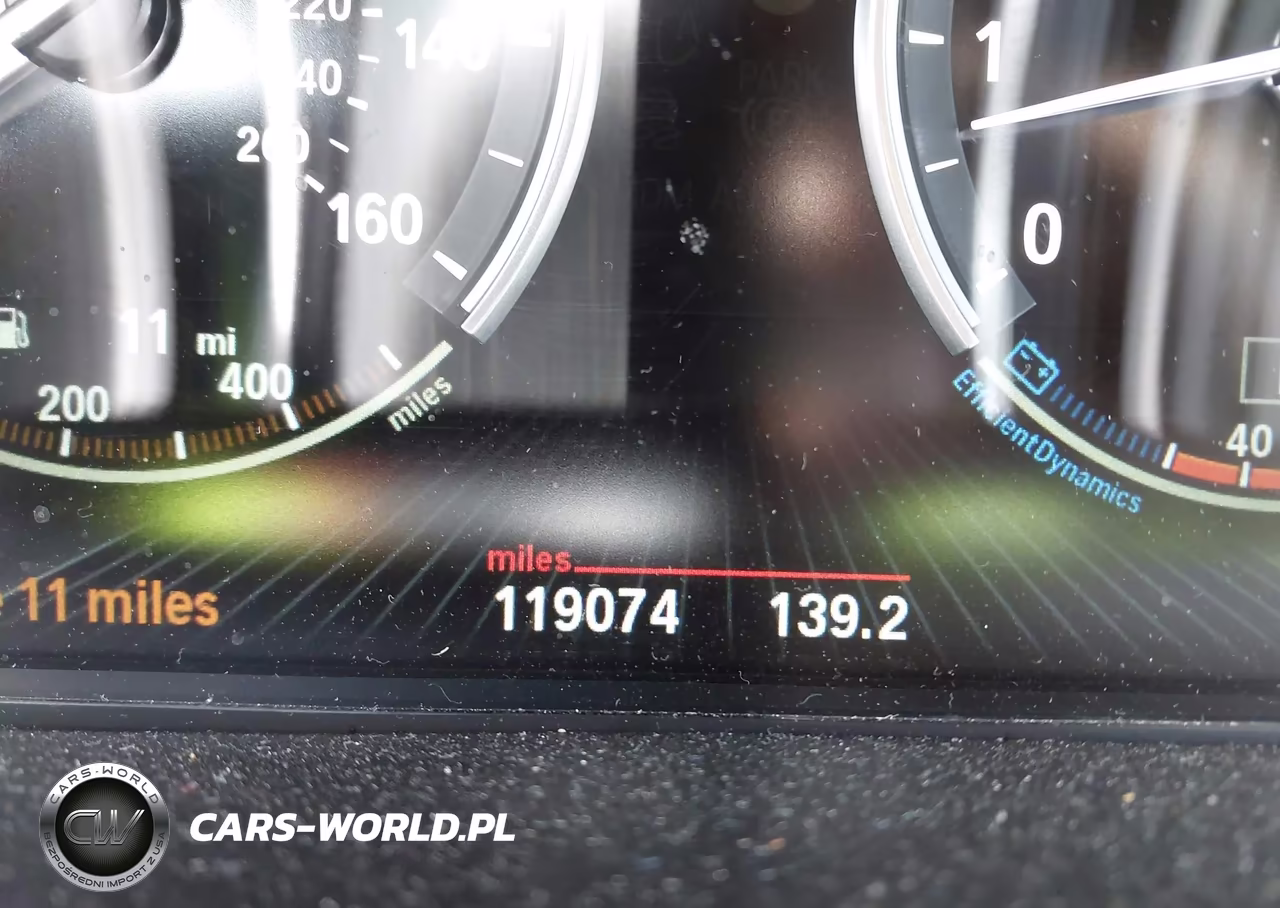 2018 BMW X5 xDrive35I VIN:5UXKR0C5XJ0X86136 - 15