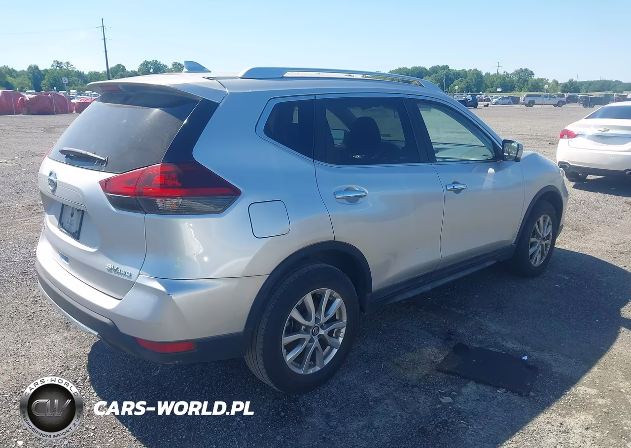 2018 Nissan Rogue Sv VIN:KNMAT2MVXJP599222 - 4