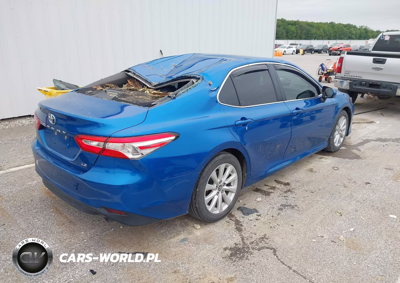 2019 Toyota Camry Le VIN:4T1B11HKXKU174604 - 4