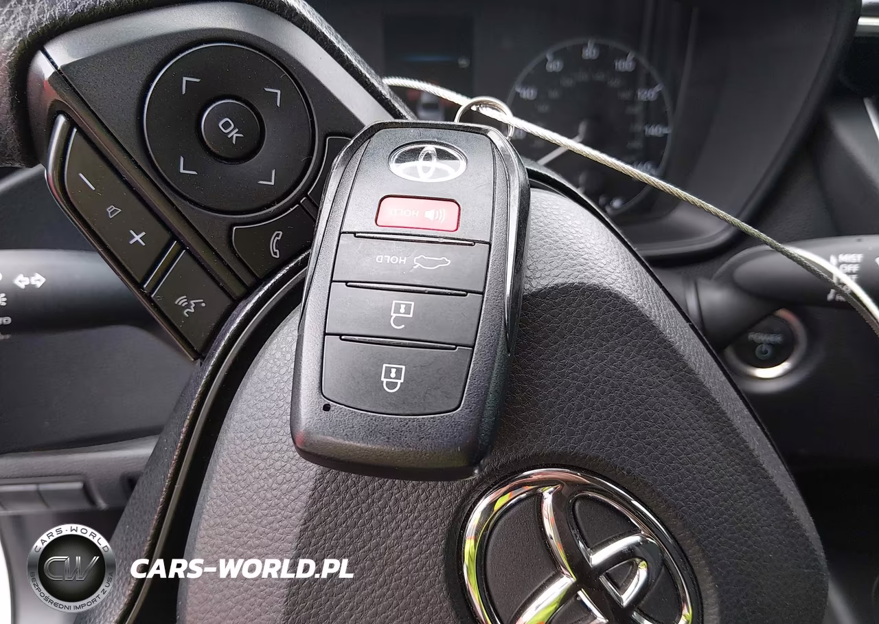 2025 Toyota Corolla Hybrid Le VIN:JTDBCMFE6S3081064 - 11
