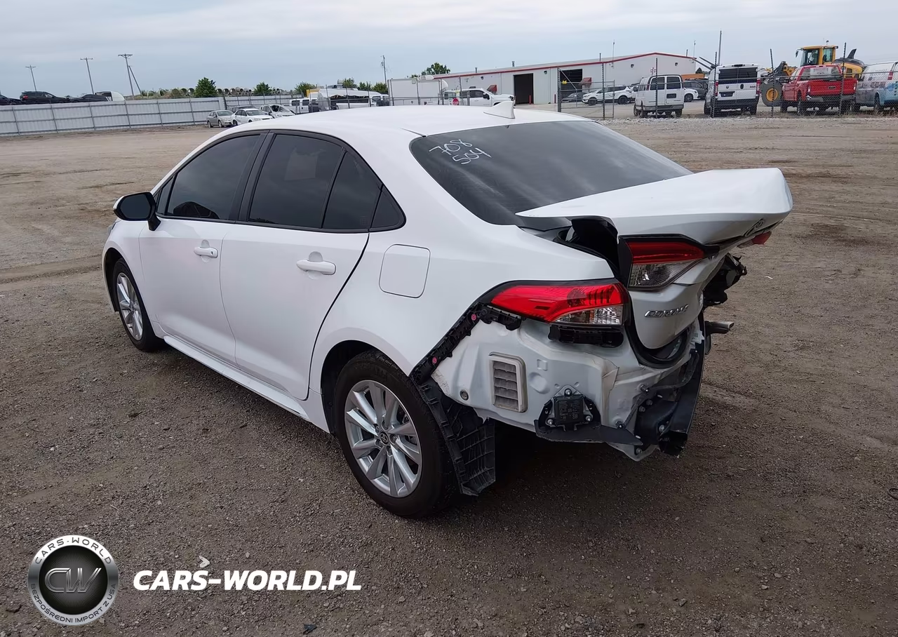 2025 Toyota Corolla Hybrid Le VIN:JTDBCMFE6S3081064 - 3