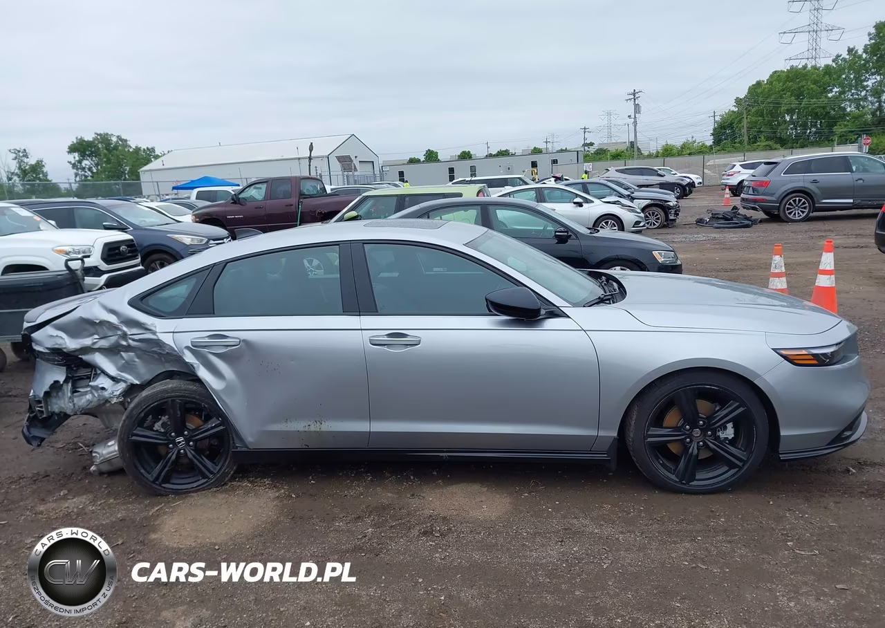 2023 Honda Accord Hybrid Sport-L VIN:1HGCY2F77PA002341 - 13