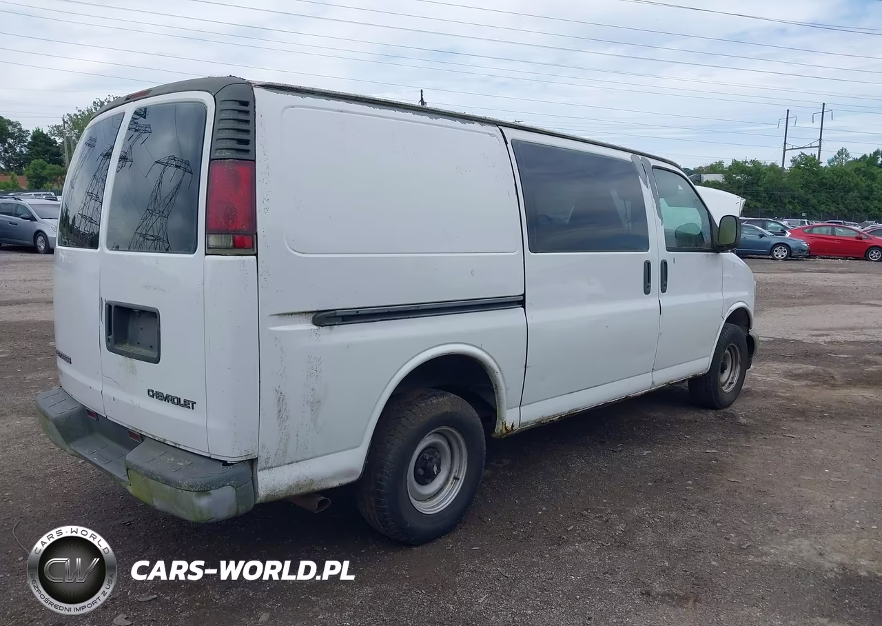2002 Chevrolet Express VIN:1GCFG15W221168258 - 4