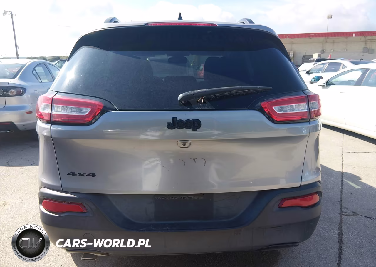 2015 Jeep Cherokee Latitude Altitude VIN:1C4PJMCB4FW789811 - 16