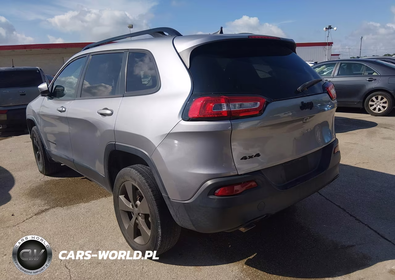 2015 Jeep Cherokee Latitude Altitude VIN:1C4PJMCB4FW789811 - 3