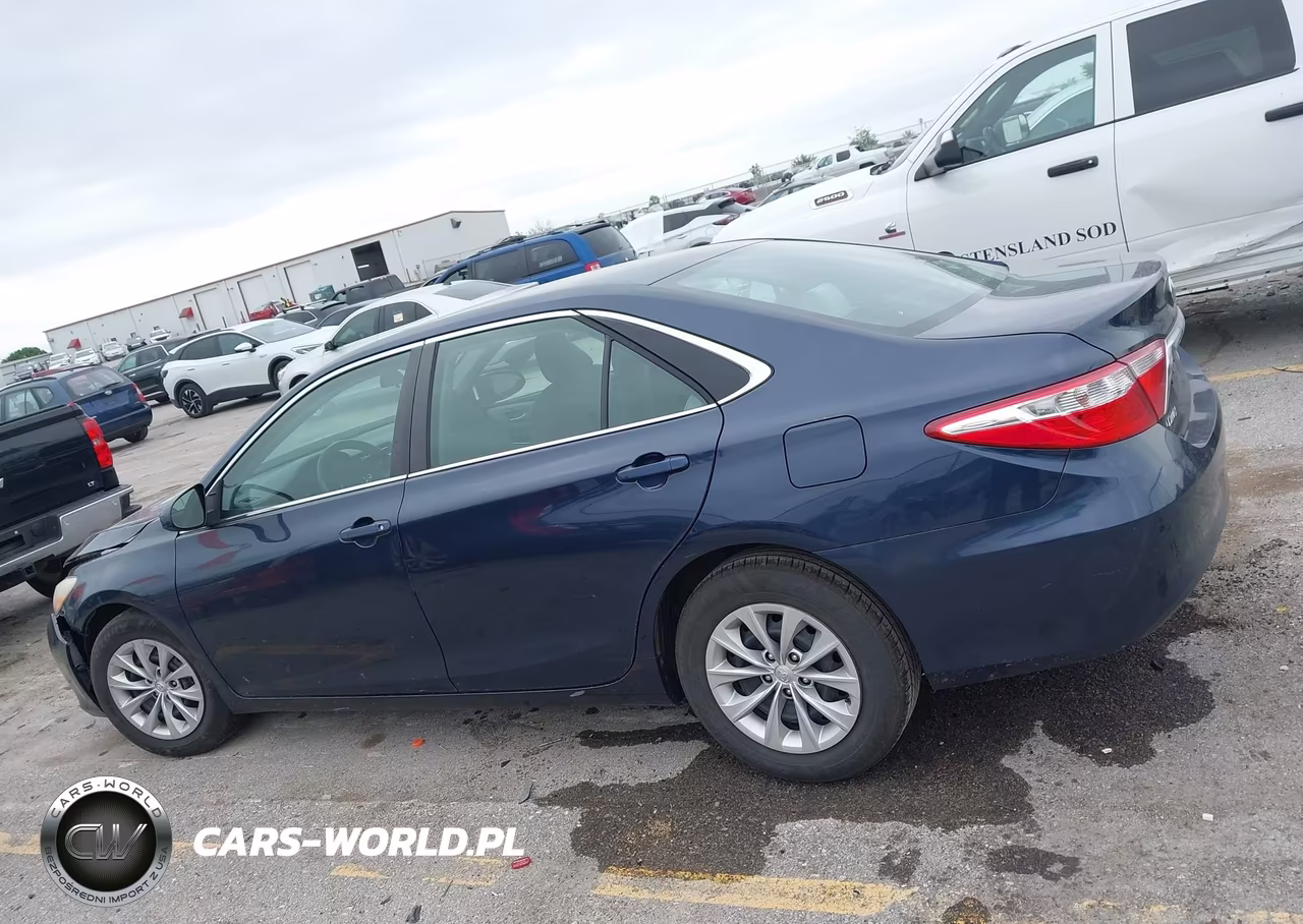 2017 Toyota Camry Le VIN:4T1BF1FKXHU808698 - 14
