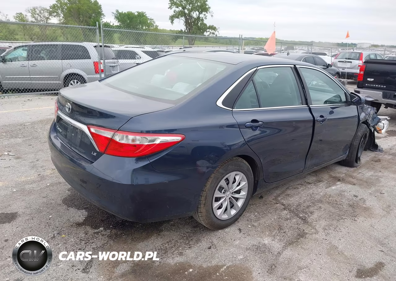 2017 Toyota Camry Le VIN:4T1BF1FKXHU808698 - 4