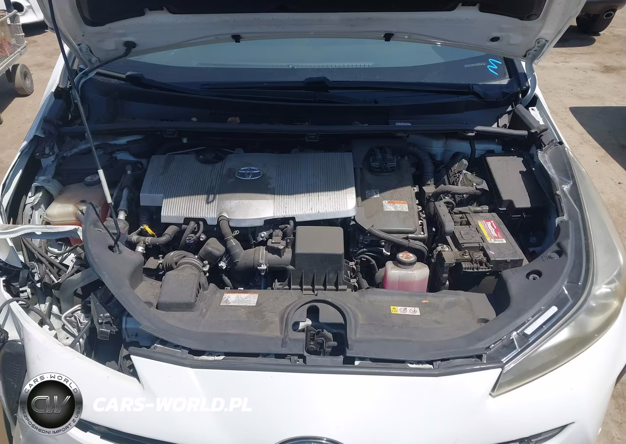2019 Toyota Prius Le VIN:JTDKARFUXK3070255 - 10