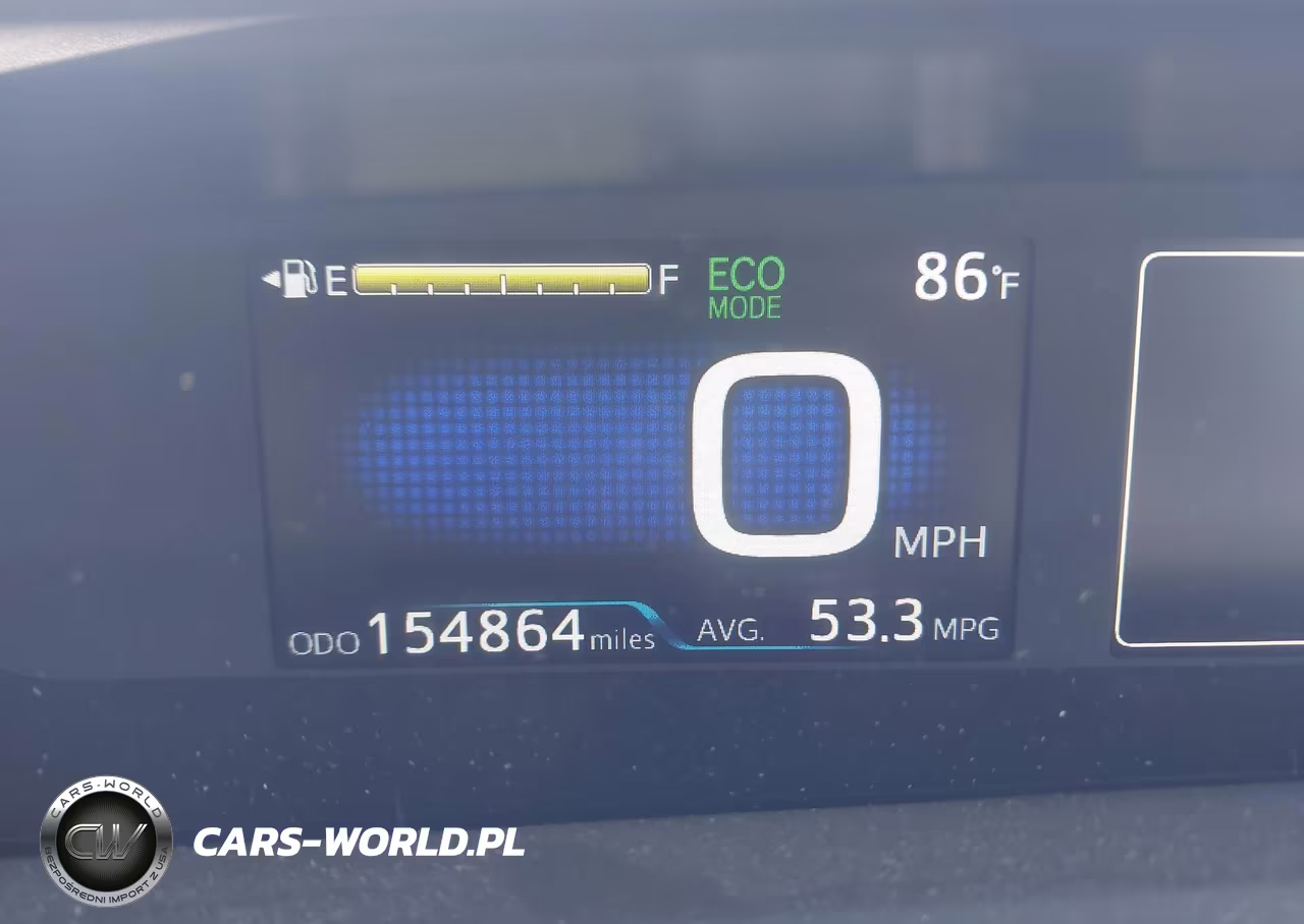 2019 Toyota Prius Le VIN:JTDKARFUXK3070255 - 16