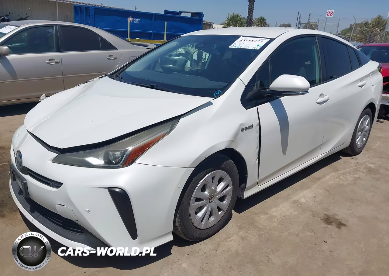 2019 Toyota Prius Le VIN:JTDKARFUXK3070255 - 2