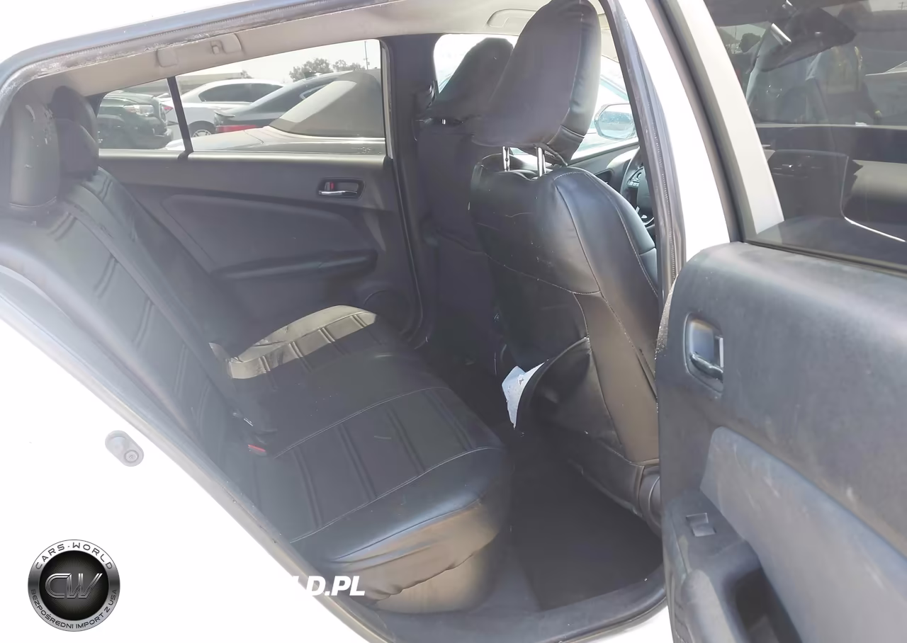 2019 Toyota Prius Le VIN:JTDKARFUXK3070255 - 8