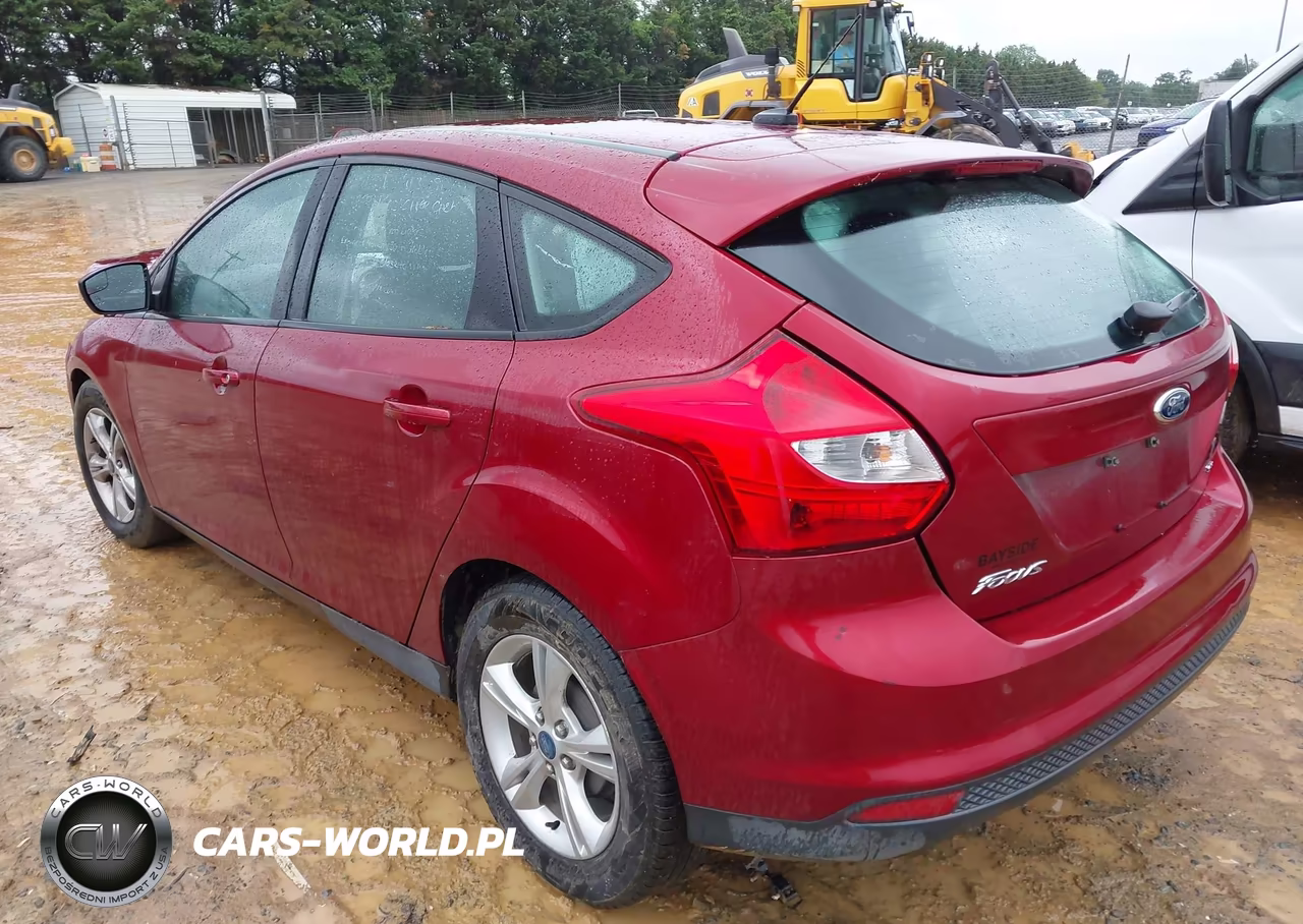 2013 Ford Focus Se VIN:1FADP3K23DL216335 - 3