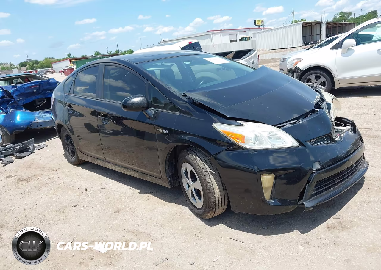 2013 Toyota Prius Three – zdjęcie 1 z 16
