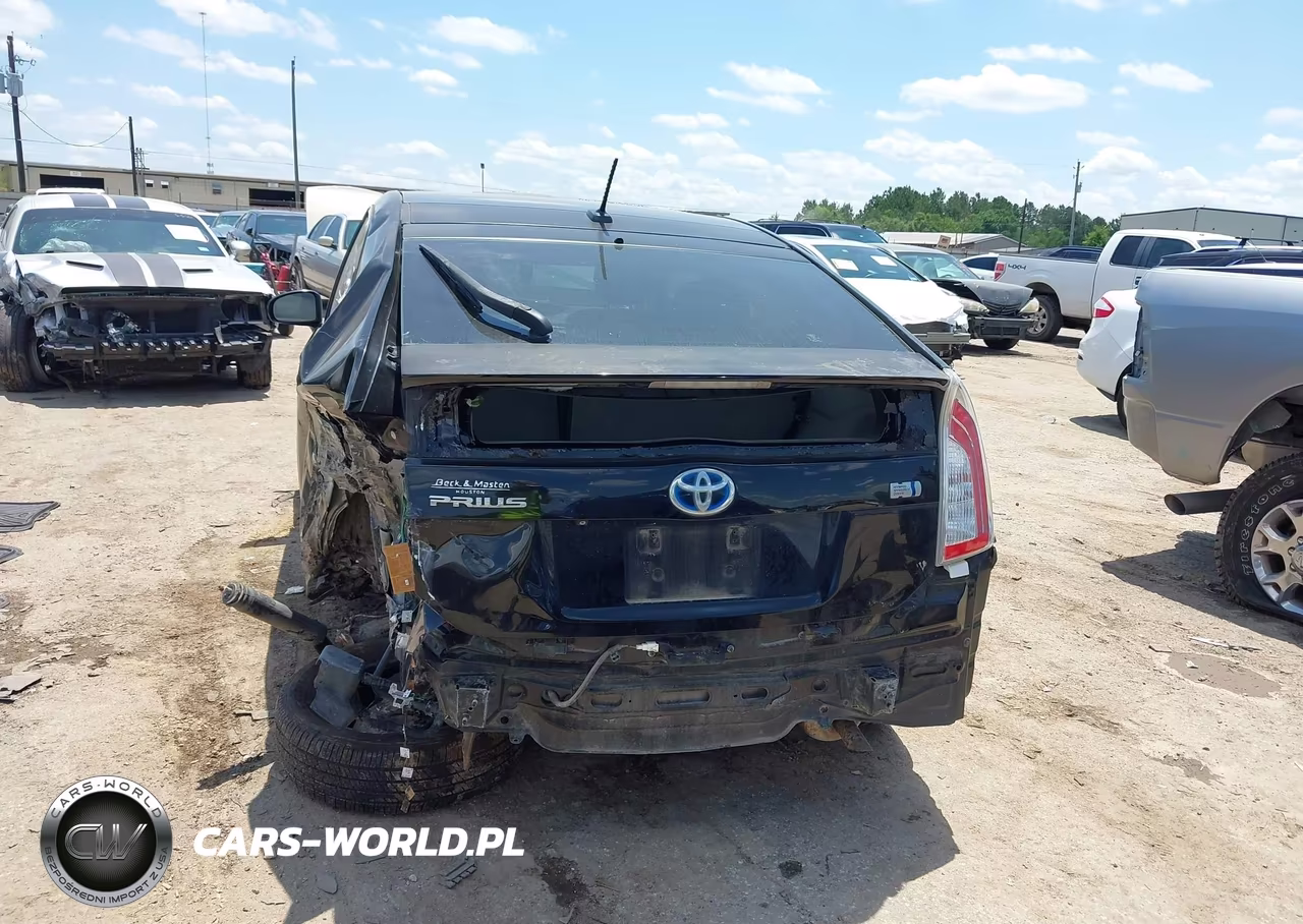 2013 Toyota Prius Three VIN:JTDKN3DU1D5655897 - 16