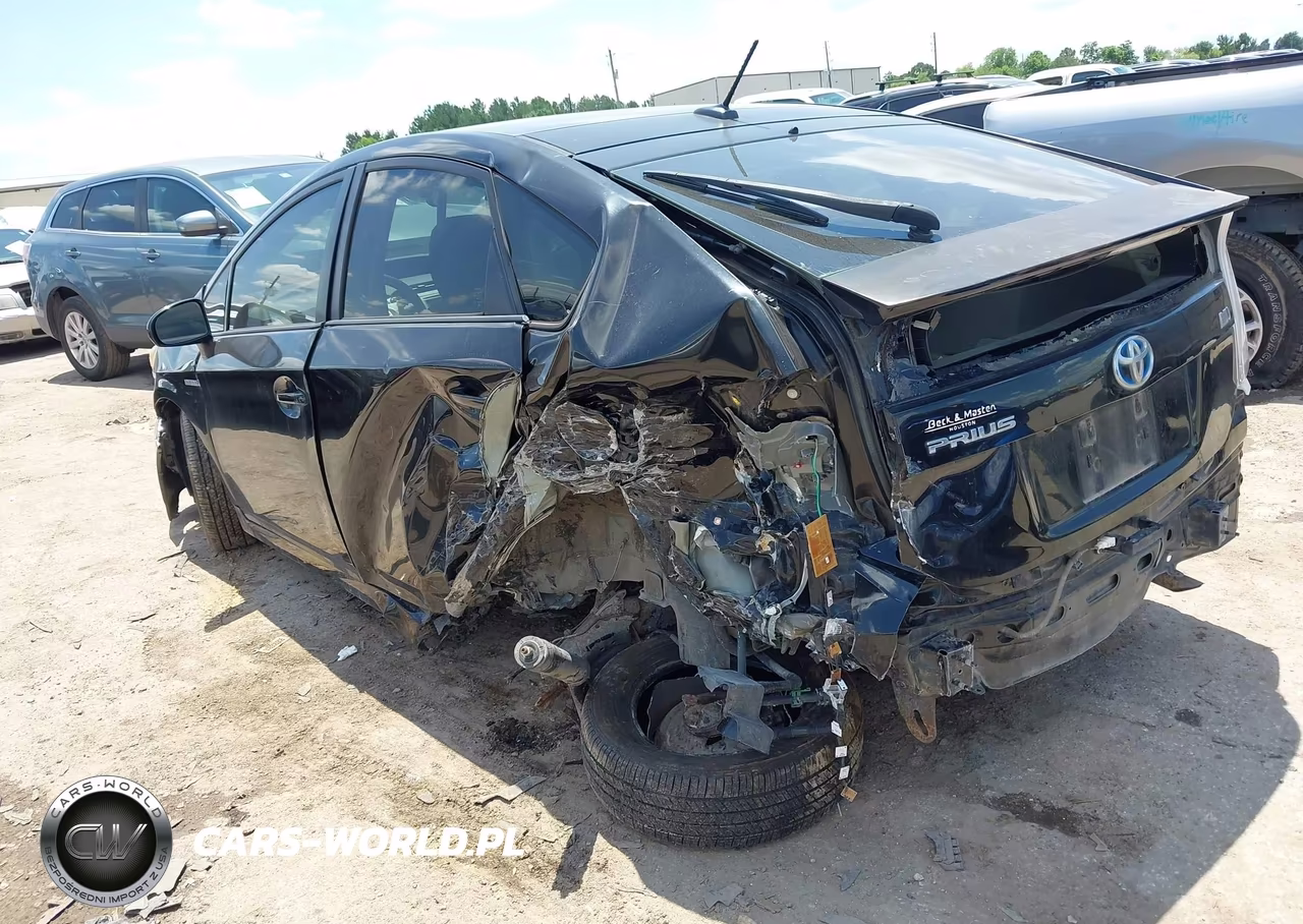 2013 Toyota Prius Three VIN:JTDKN3DU1D5655897 - 3