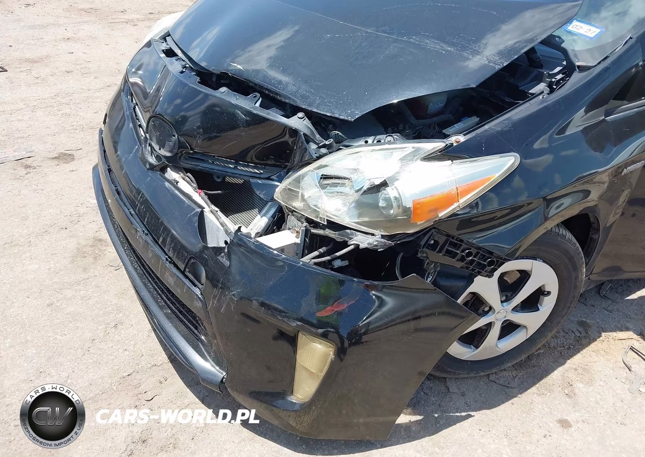 2013 Toyota Prius Three VIN:JTDKN3DU1D5655897 - 6
