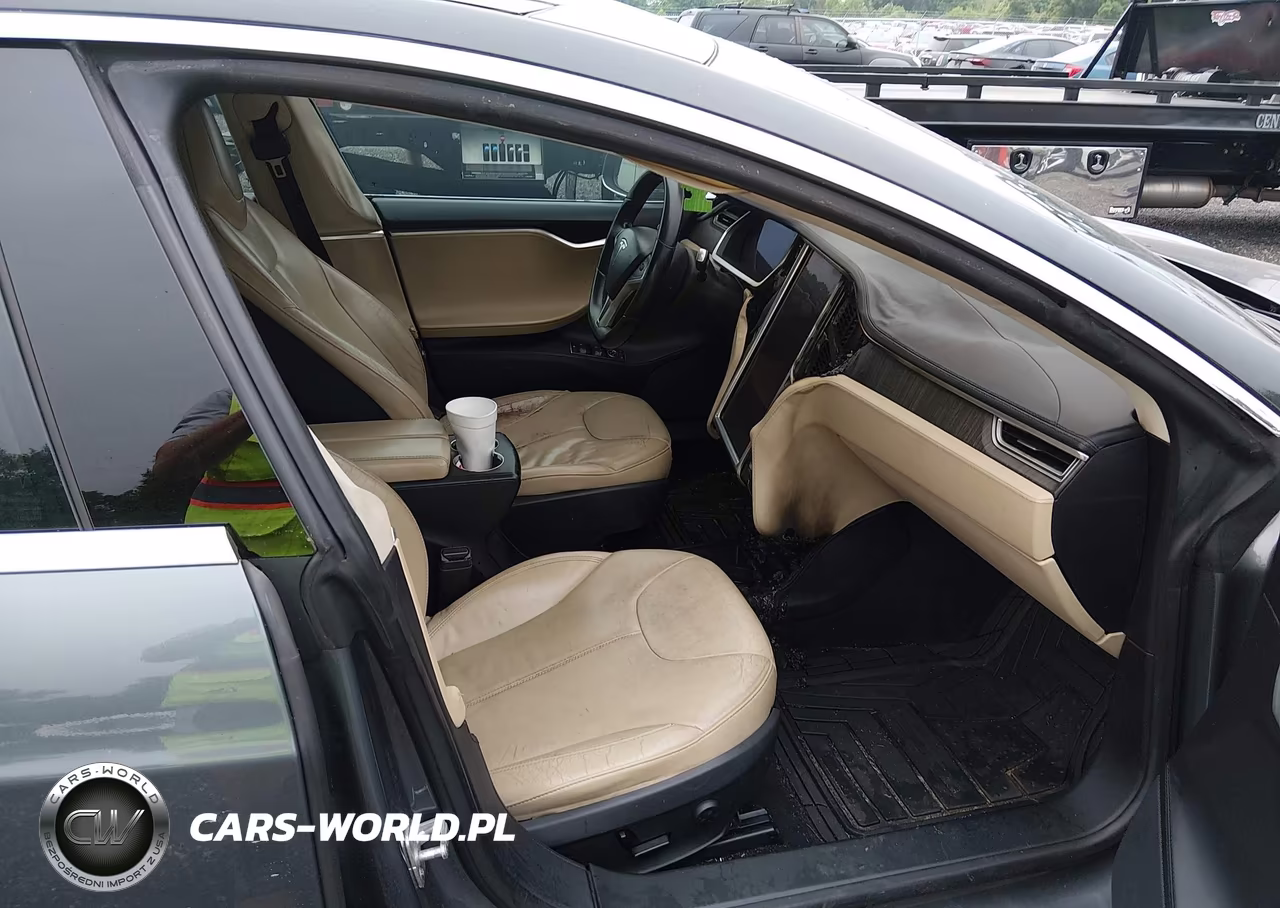 2013 Tesla Model S VIN:5YJSA1CNXDFP16396 - 5