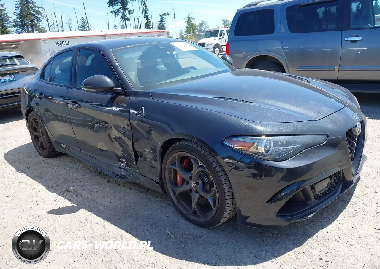 2023 Alfa Romeo Giulia Quadrifoglio Rwd