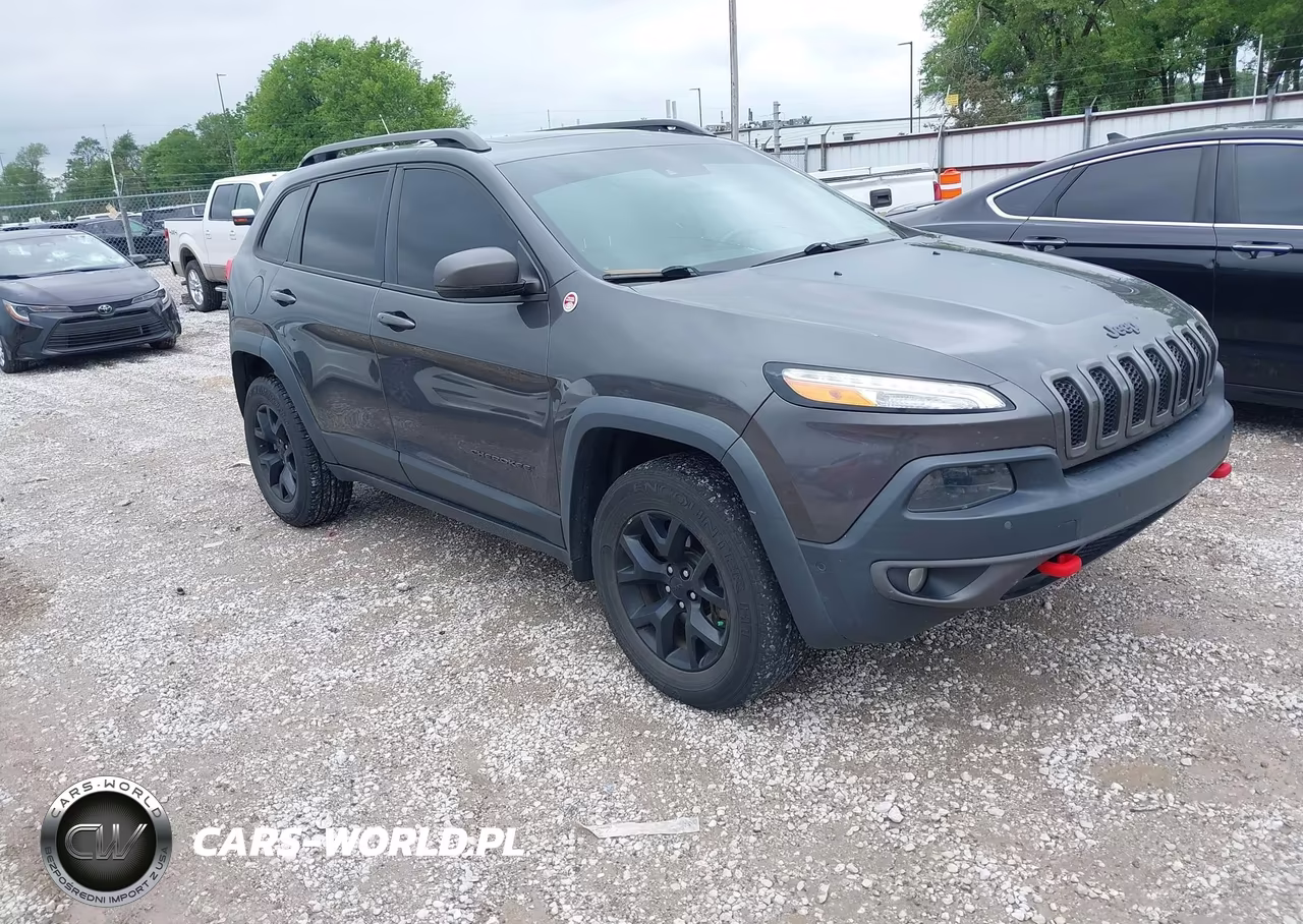 2015 Jeep Cherokee Trailhawk – zdjęcie 1 z 16