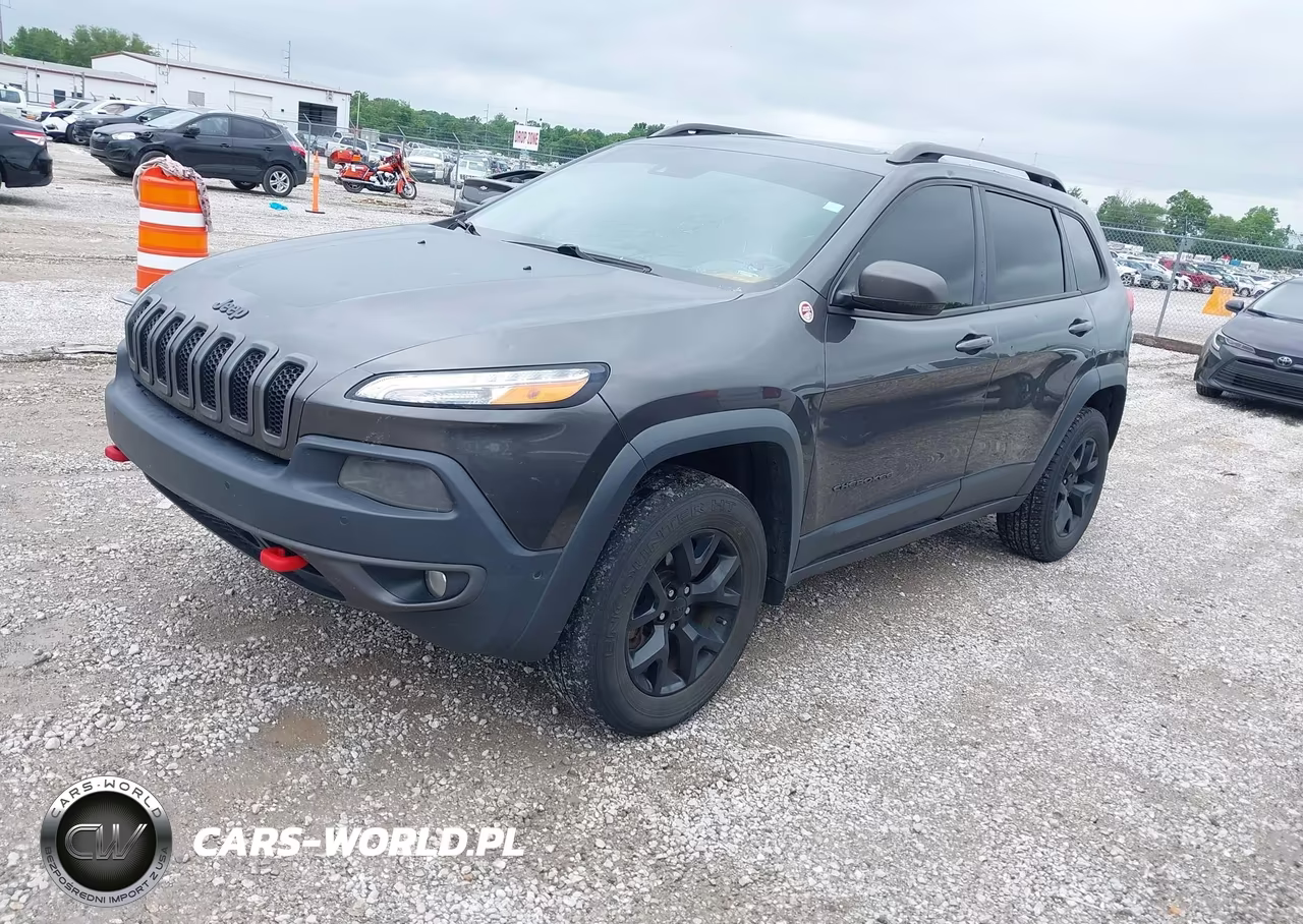 2015 Jeep Cherokee Trailhawk VIN:1C4PJMBS7FW653660 - 2