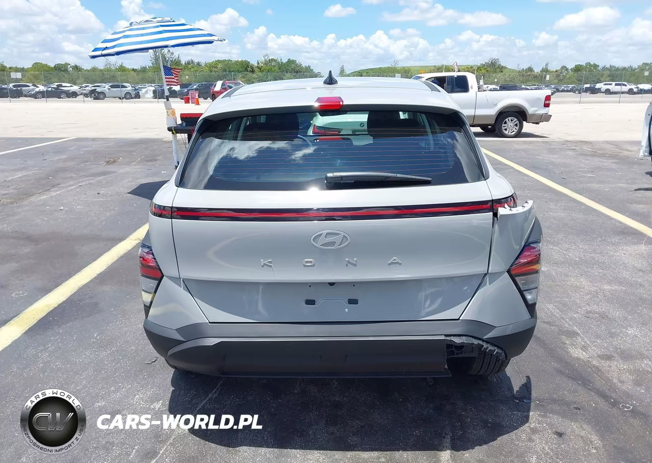 2025 Hyundai Kona Se VIN:KM8HA3AB2SU323832 - 17