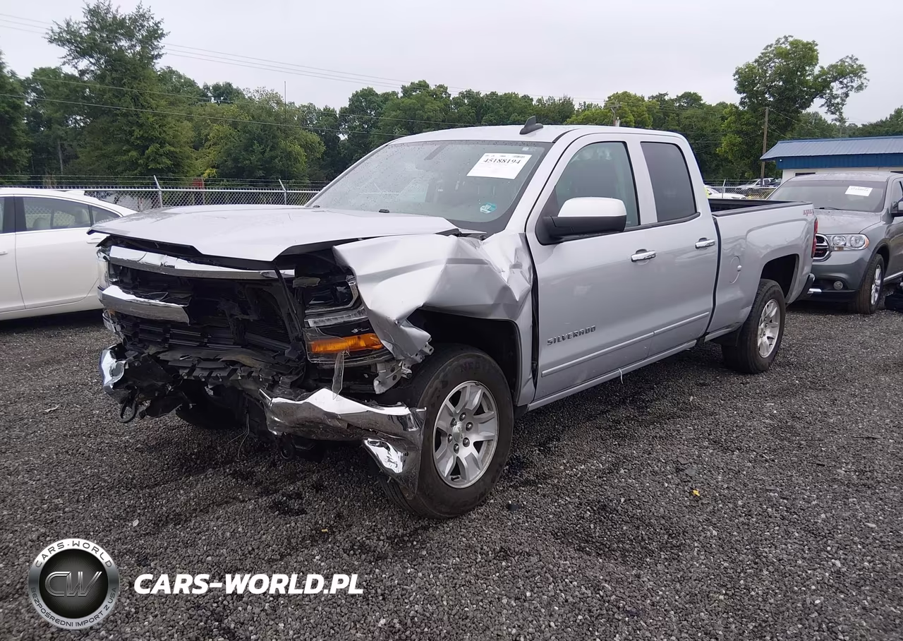 2018 Chevrolet Silverado 1500 1Lt VIN:1GCVKREC8JZ355227 - 2