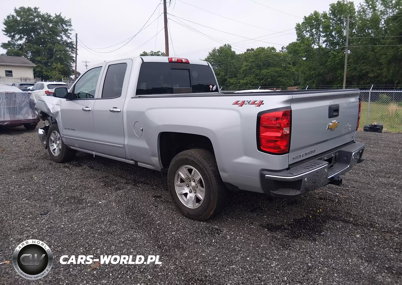 2018 Chevrolet Silverado 1500 1Lt VIN:1GCVKREC8JZ355227 - 3