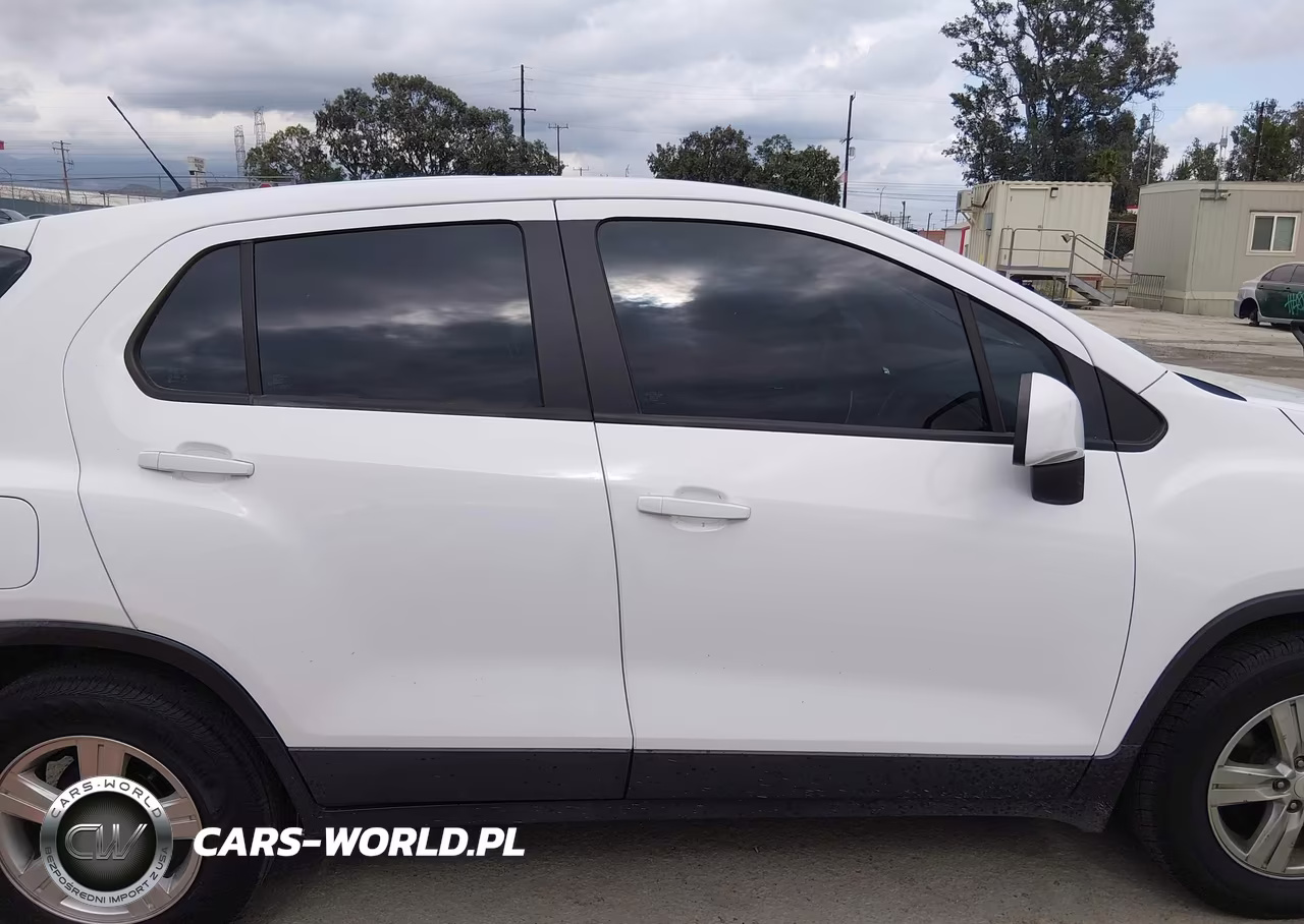 2019 Chevrolet Trax Ls VIN:3GNCJKSB9KL312268 - 13