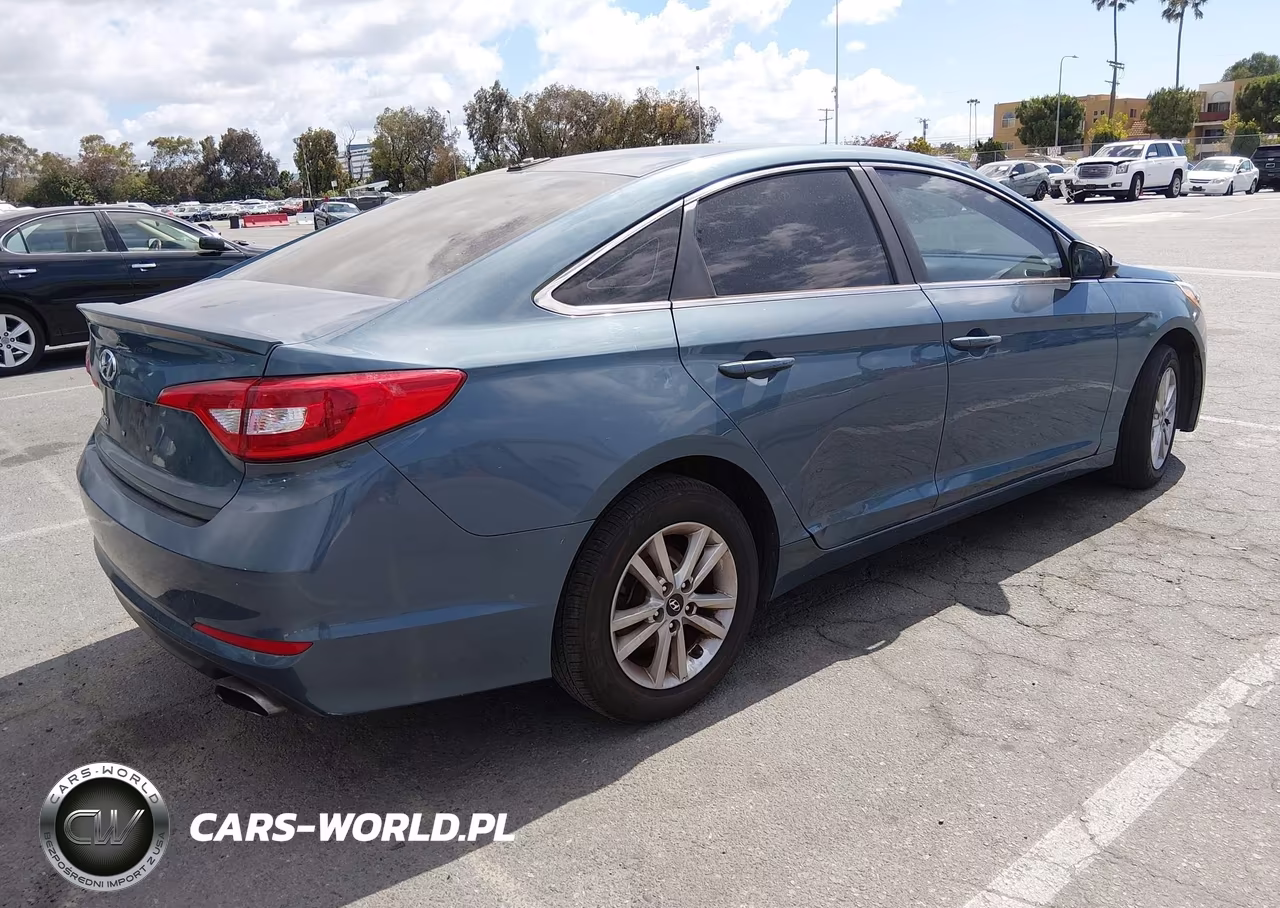2017 Hyundai Sonata VIN:5NPE24AF4HH567577 - 4