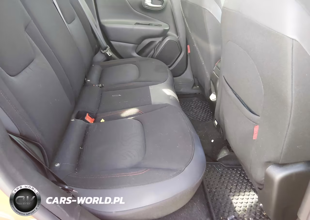 2020 Jeep Renegade Trailhawk 4X4 VIN:ZACNJBC18LPL32671 - 8