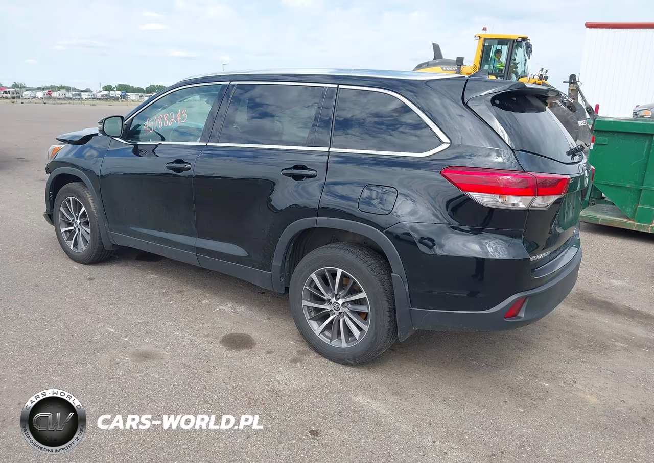 2019 Toyota Highlander Xle VIN:5TDJZRFH9KS604531 - 3