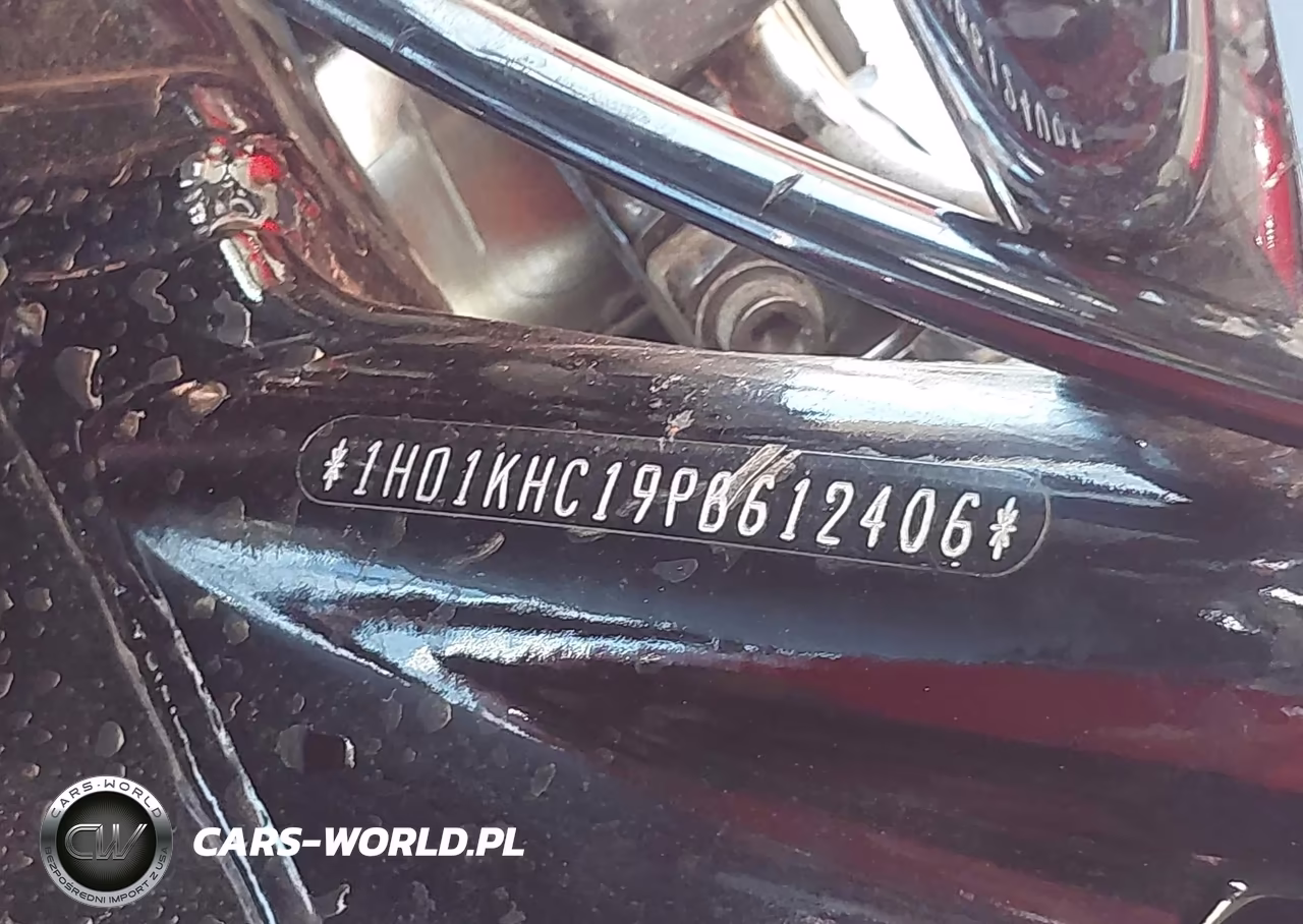2023 Harley-Davidson Fltrx VIN:1HD1KHC19PB612406 - 10