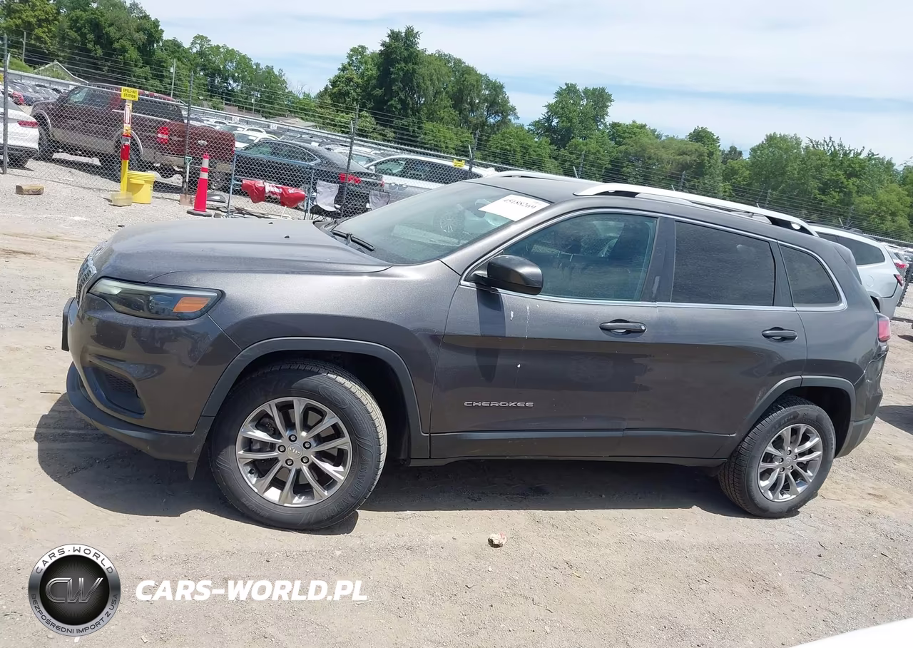 2019 Jeep Cherokee Latitude Plus 4X4 VIN:1C4PJMLB0KD108422 - 14