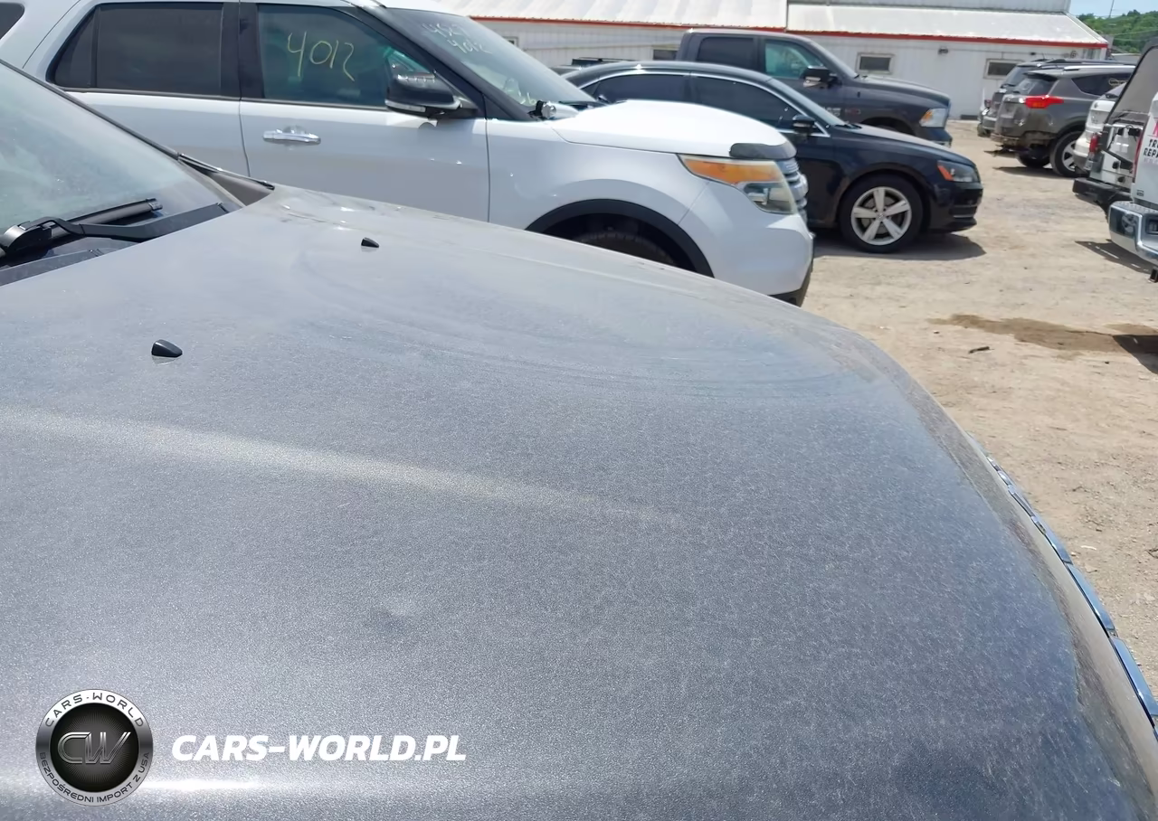 2019 Jeep Cherokee Latitude Plus 4X4 VIN:1C4PJMLB0KD108422 - 19