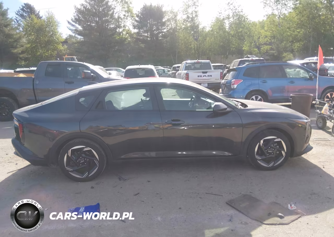 2025 Kia K4 Ex VIN:3KPFU4DE5SE027197 - 13