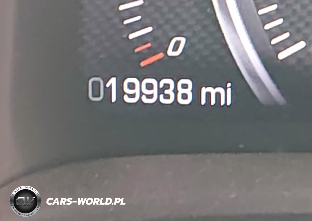 2014 Chevrolet Corvette Stingray VIN:1G1YF3D71E5110455 - 16