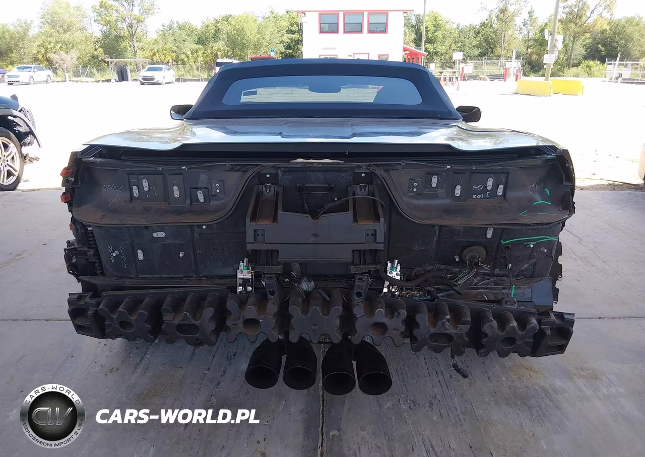 2014 Chevrolet Corvette Stingray VIN:1G1YF3D71E5110455 - 17