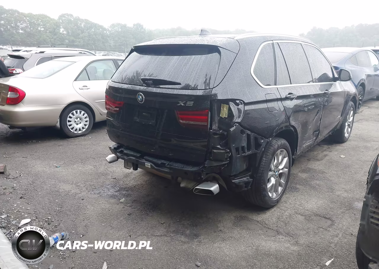 2018 BMW X5 xDrive35I VIN:5UXKR0C55JL071036 - 4