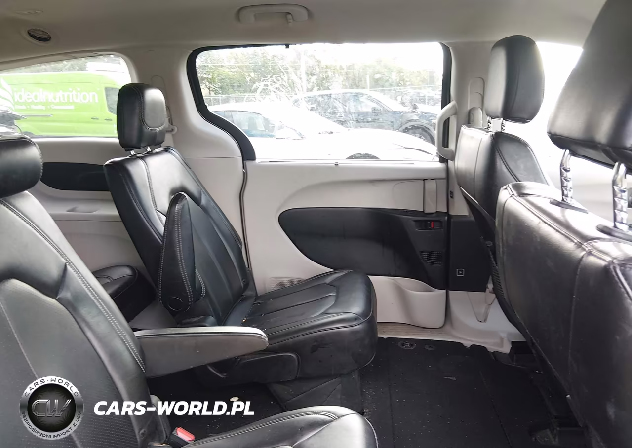 2020 Chrysler Voyager Lxi VIN:2C4RC1DG6LR182406 - 8