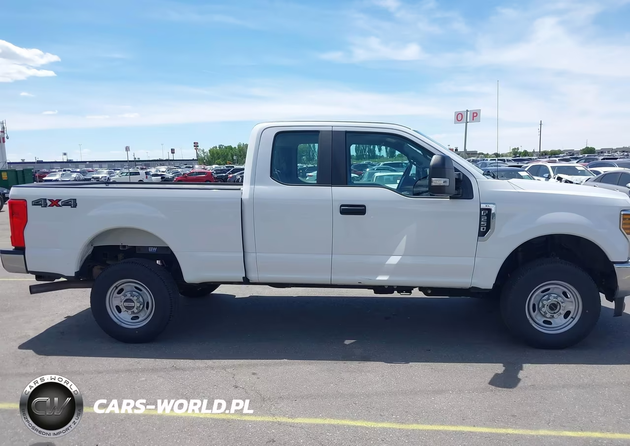 2018 Ford F-250 Xl VIN:1FT7X2B68JEC22183 - 15