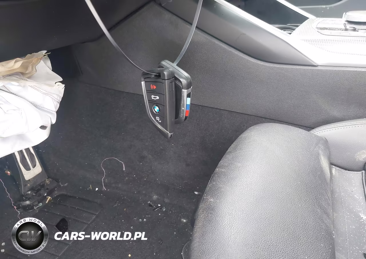 2022 BMW 330I VIN:3MW5R1J03N8C62346 - 11