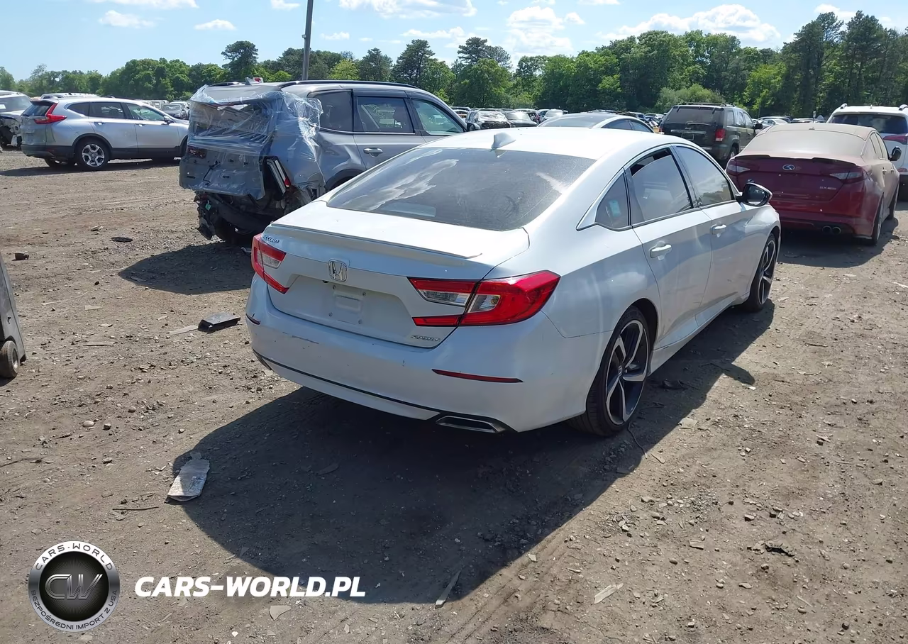 2018 Honda Accord Sport VIN:1HGCV1F35JA085453 - 4