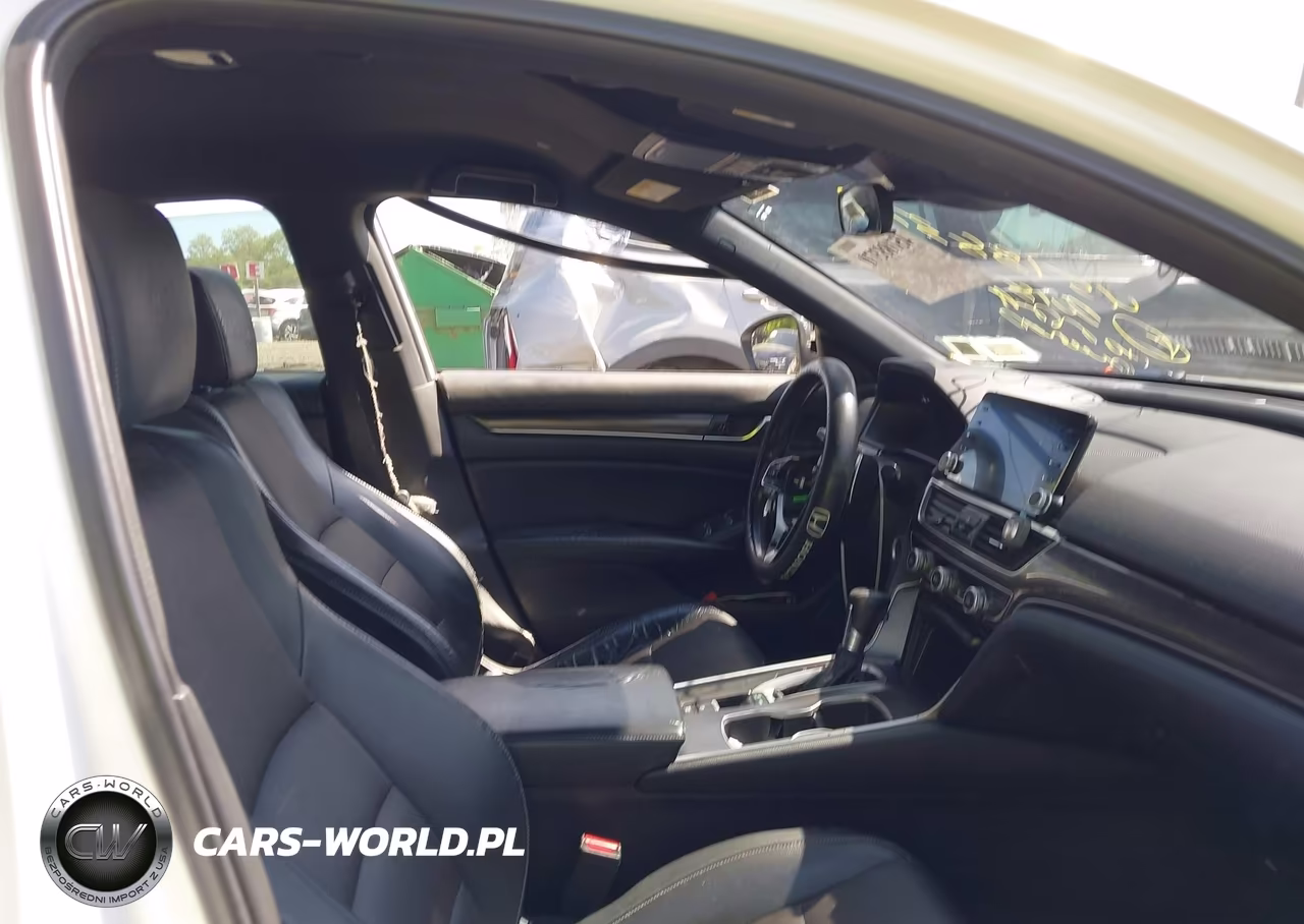 2018 Honda Accord Sport VIN:1HGCV1F35JA085453 - 5